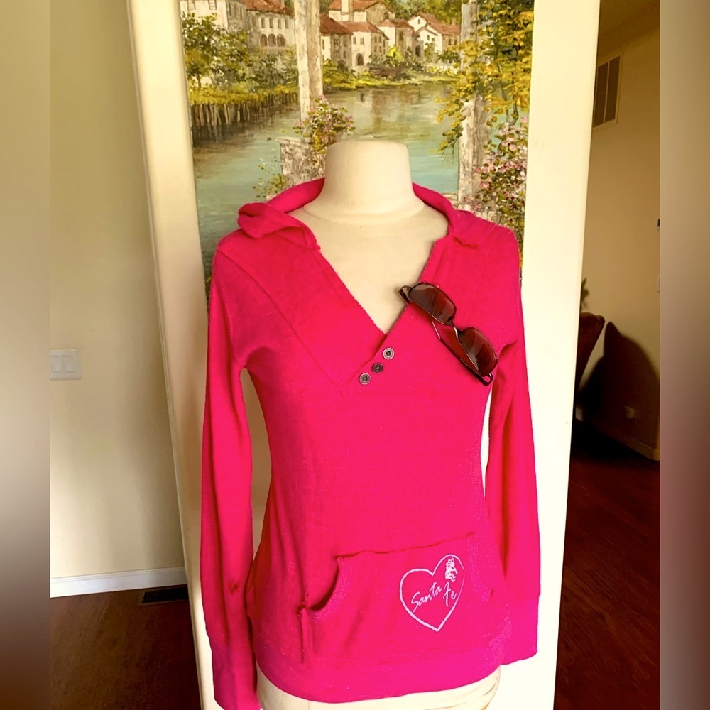 Great, pretty pink hoodie, from Santa Fe